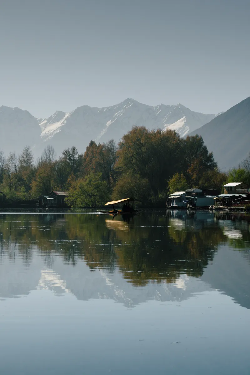 Kashmir tour packages — YashTrip destination