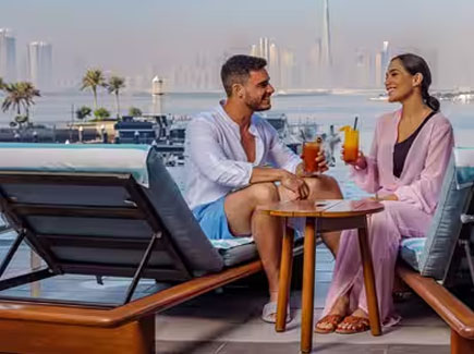 Dubai custom travel planning route