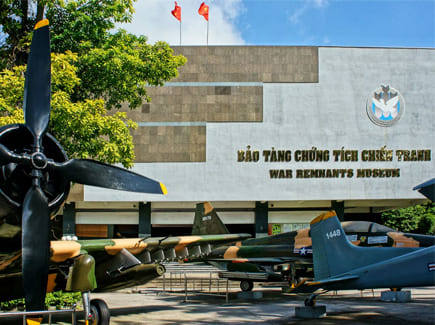 Hanoi → Da Nang → Ho Chi Minh City custom travel planning route
